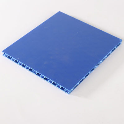 Recyclable Corrugated Plastic Sheet Customized Polypropylene Hollow Board Lightweight Strong