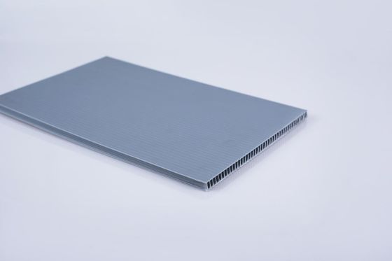 Grey Corrugated PP Sheets UV Resistant Corrugated Plastic Boards Waterproof Floor Protection
