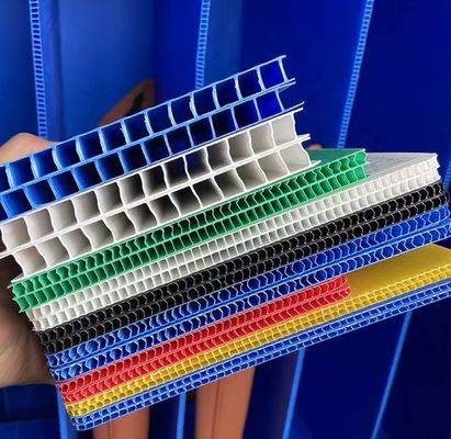 UV Resistant Corrugated Plastic Sheet Recyclable PP Hollow Board Blue White