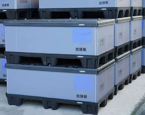 Customized Plastic Pallet Container Glossy Pallet Plastic Box Good Bearing For Shipping And Storage