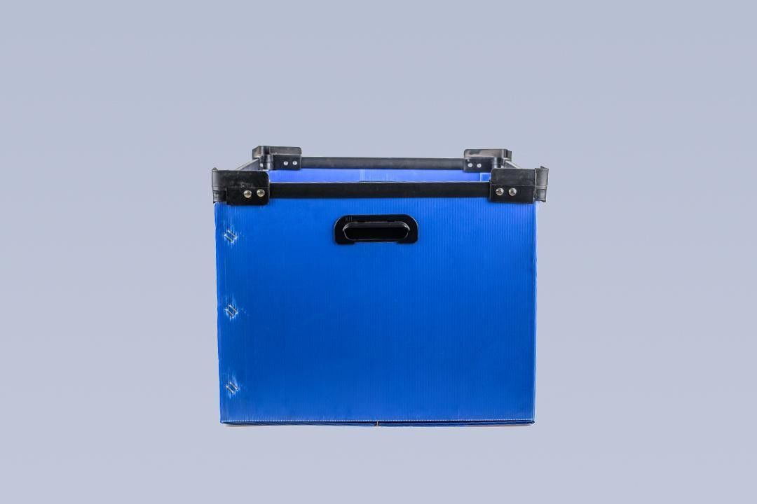 Customized Plastic Corrugated Containers Anti Pressure Anti Corrosion Corrugated Plastic Carton