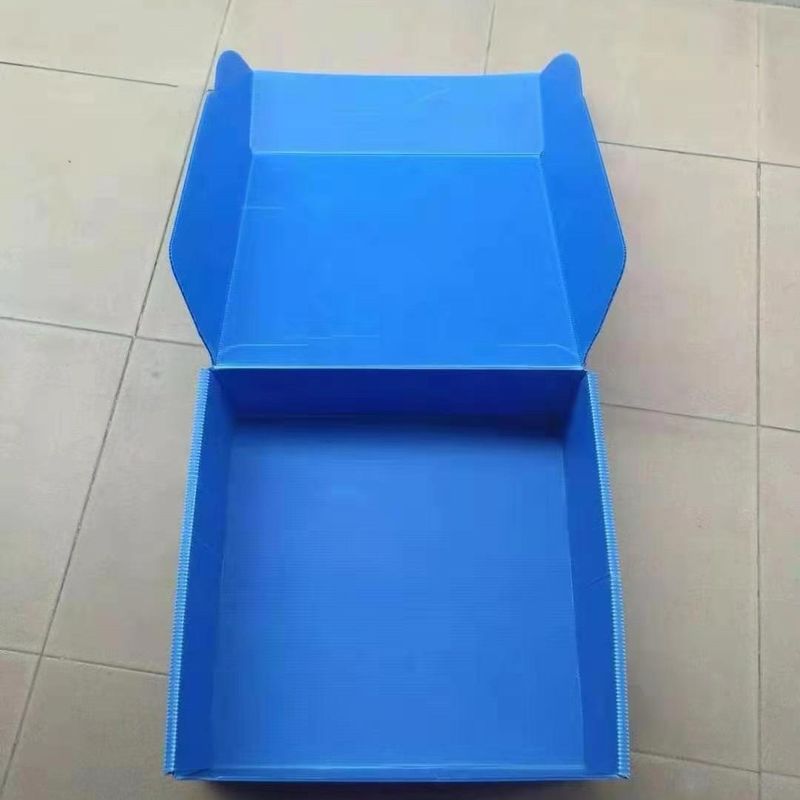 Lightweight Plastic Corrugated Containers Anti Flaming Anti Pressure PP Carton Box